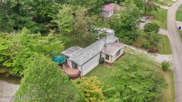 509 Lakeshore Dr