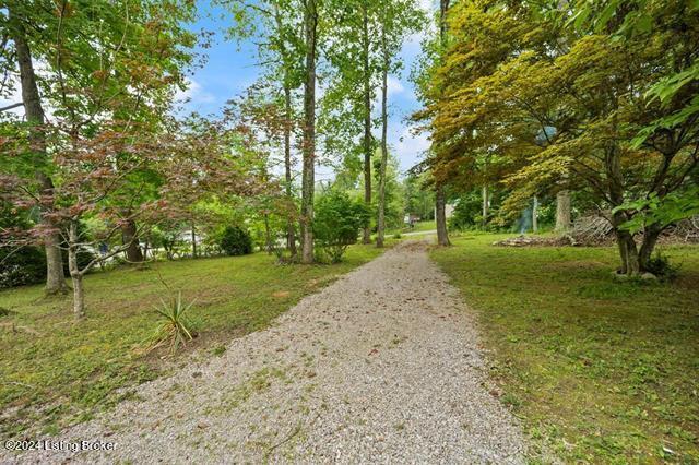 509 Lakeshore Dr