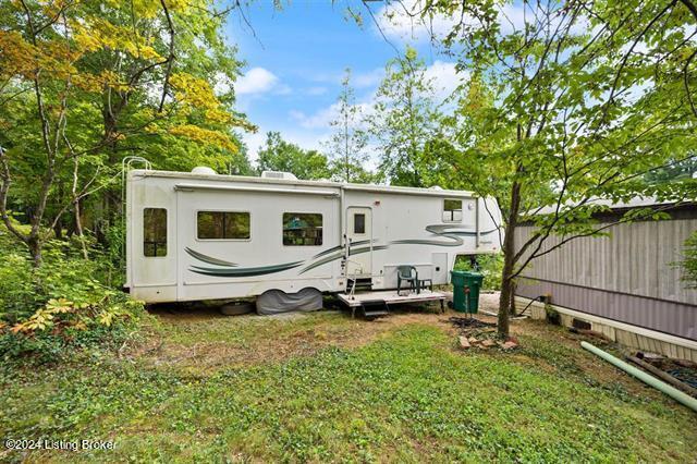 509 Lakeshore Dr