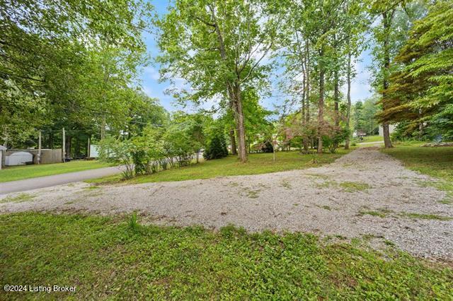 509 Lakeshore Dr