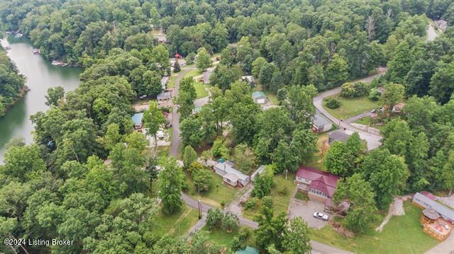 509 Lakeshore Dr