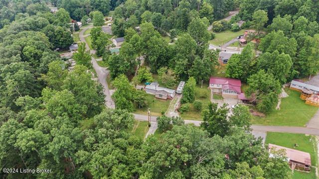 509 Lakeshore Dr