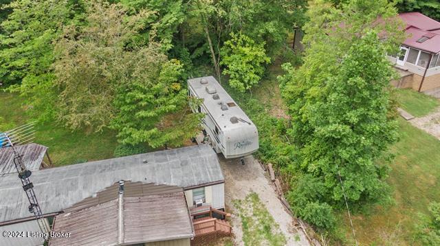 509 Lakeshore Dr