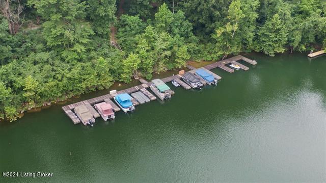 509 Lakeshore Dr