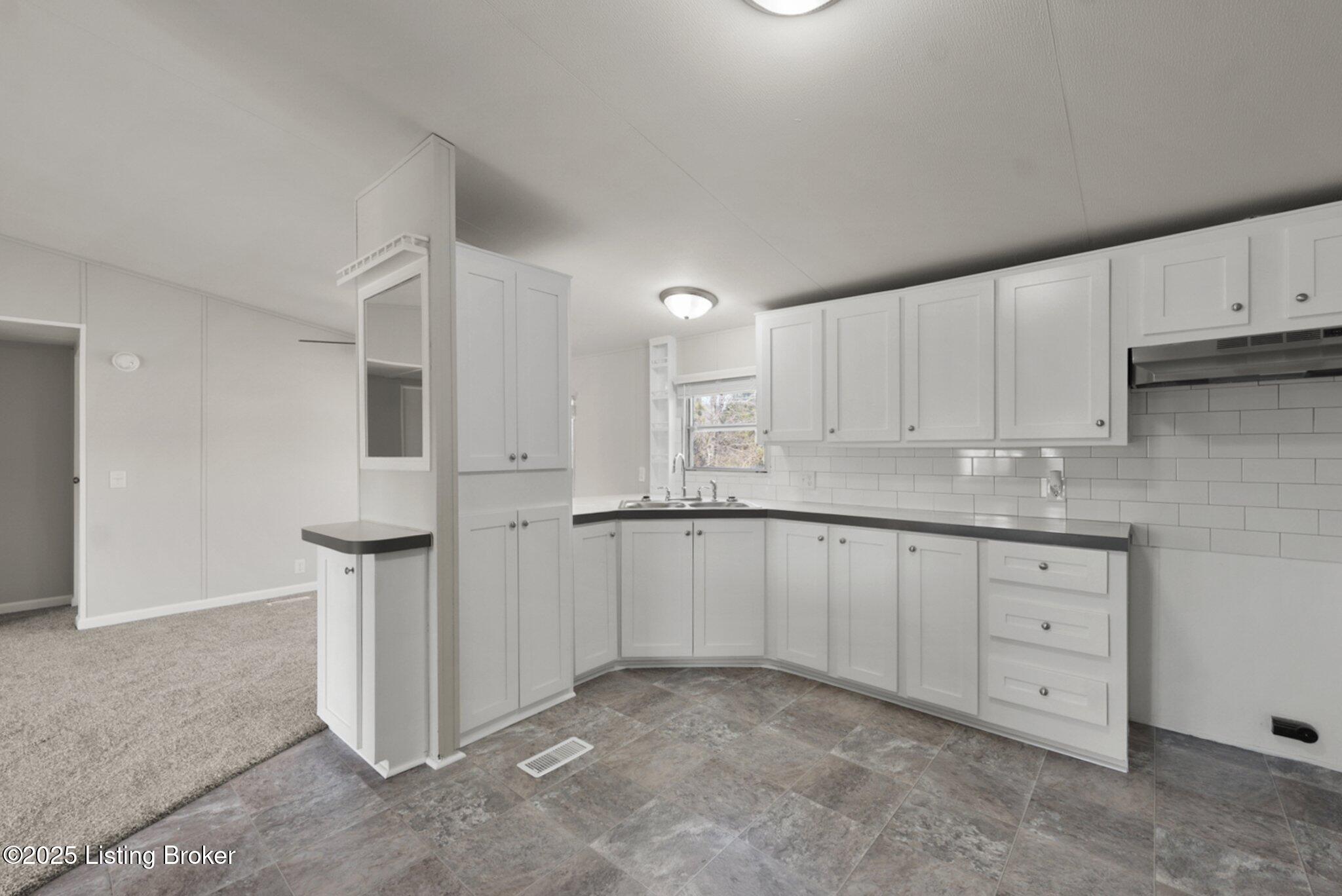 115 Lavender Rd