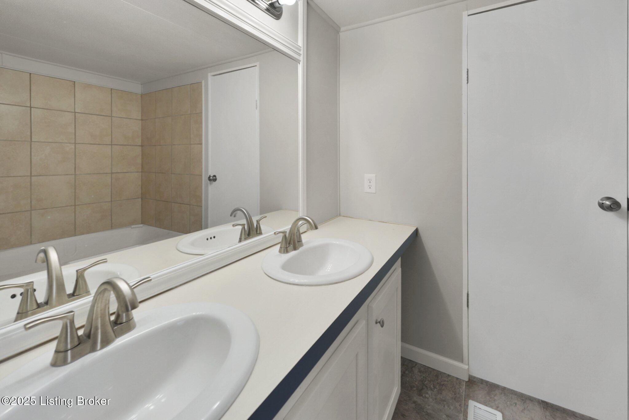 115 Lavender Rd