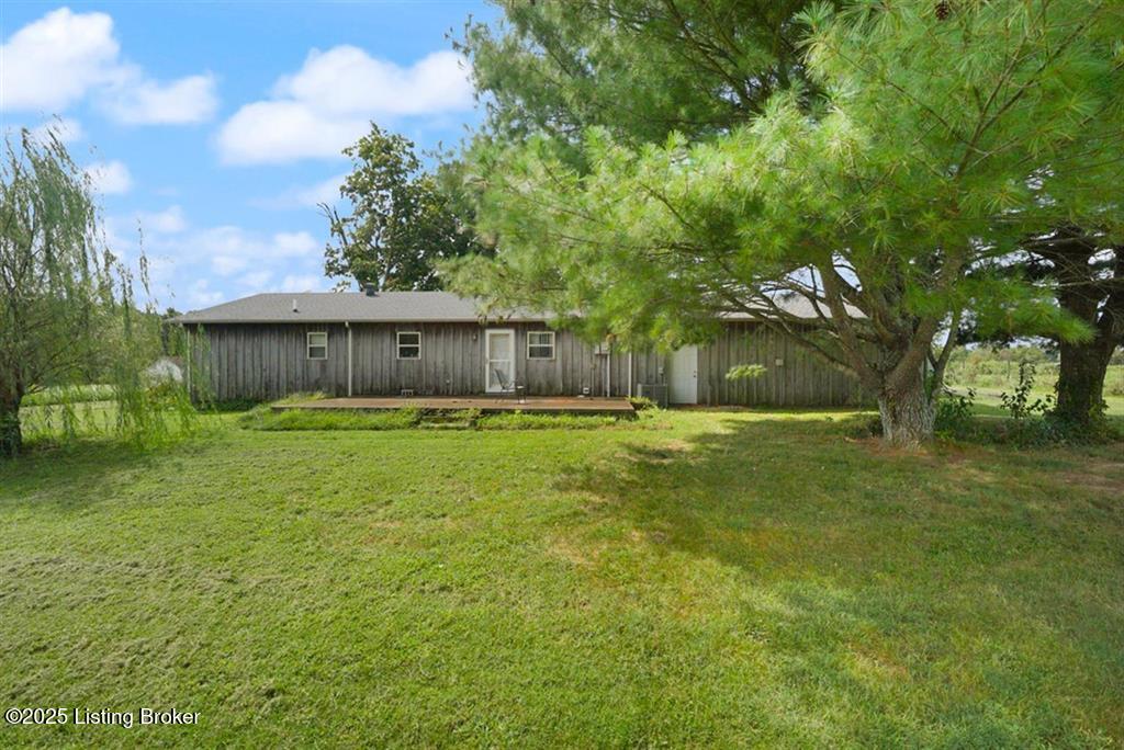 663 Bishop Rd