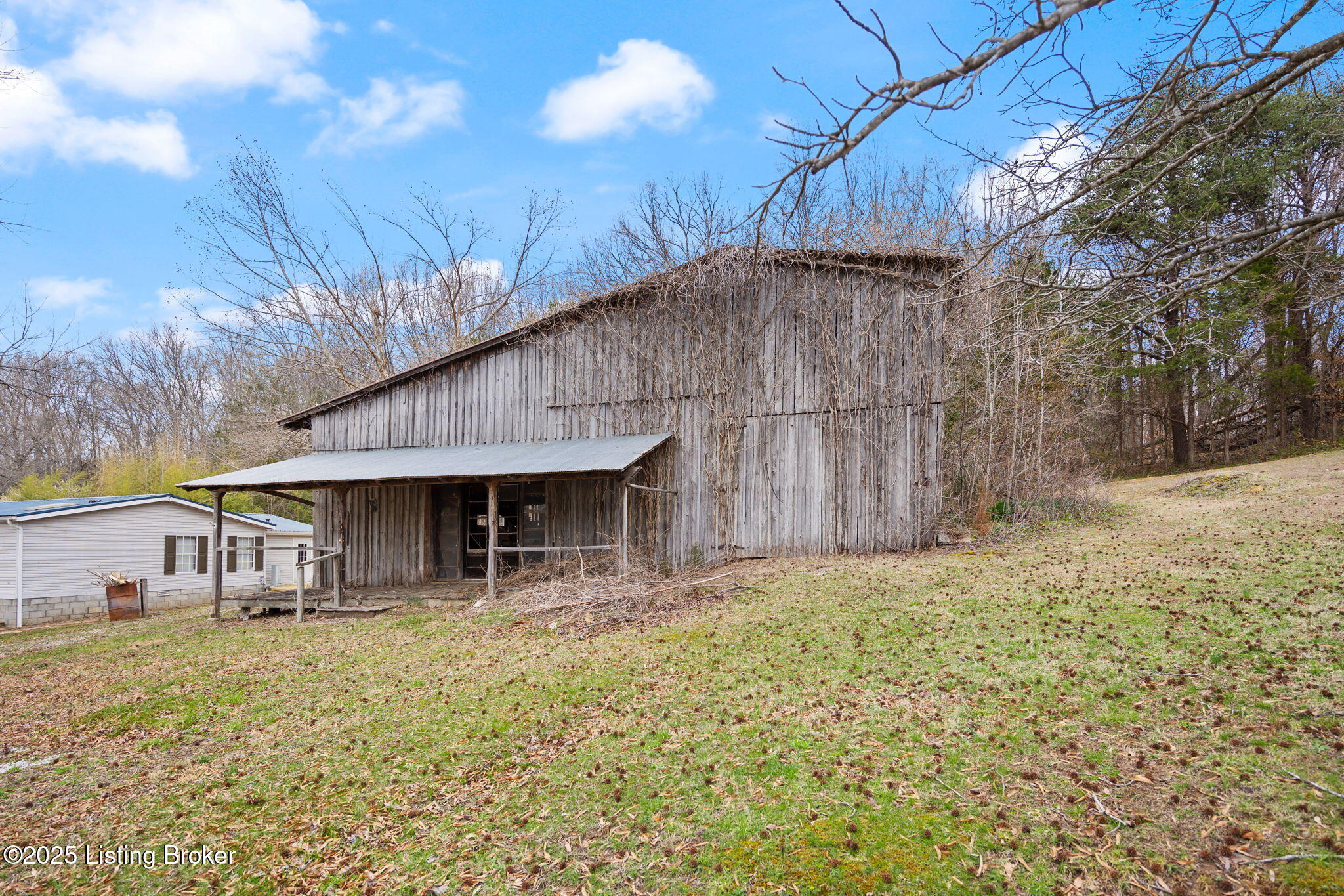 820 Mammoth Cave Rd