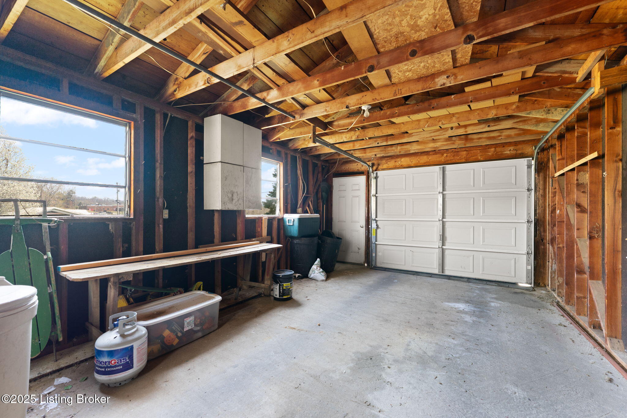 301 Vincent St