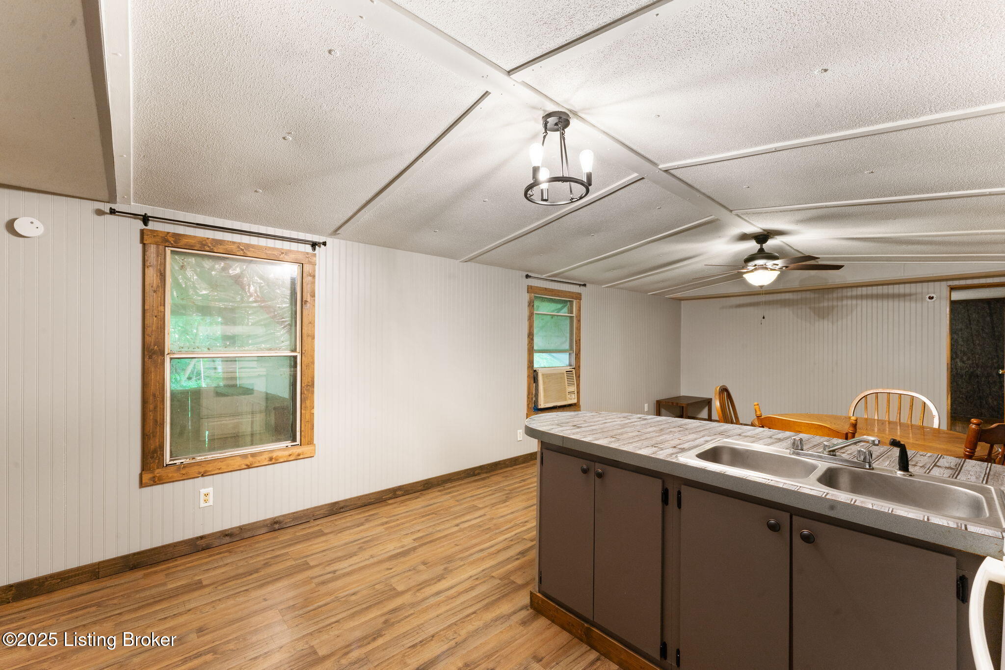 336 Tansy Ln