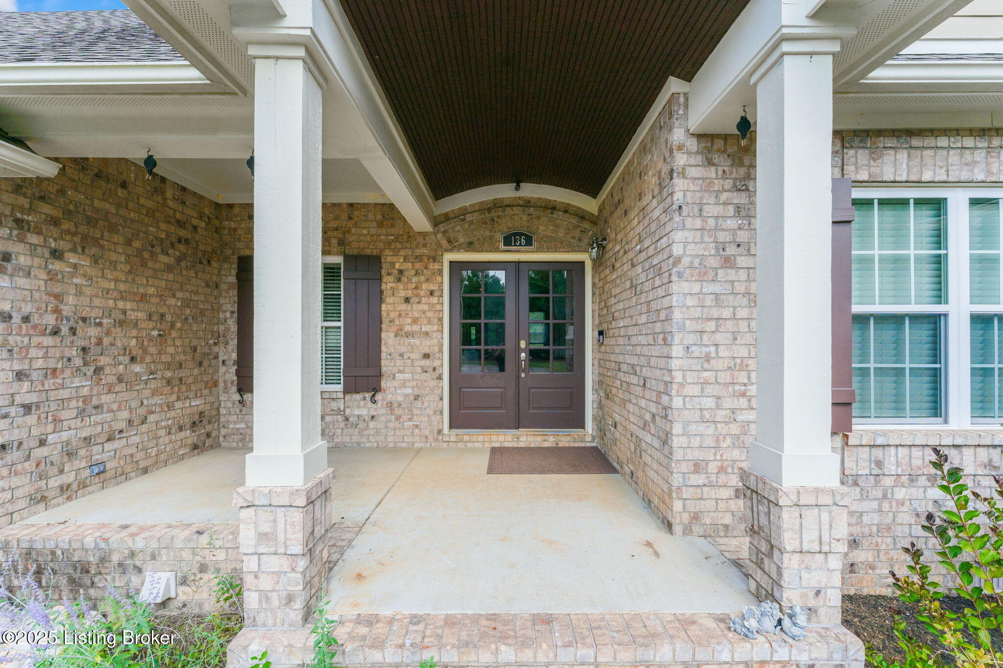 136 Judith Ln