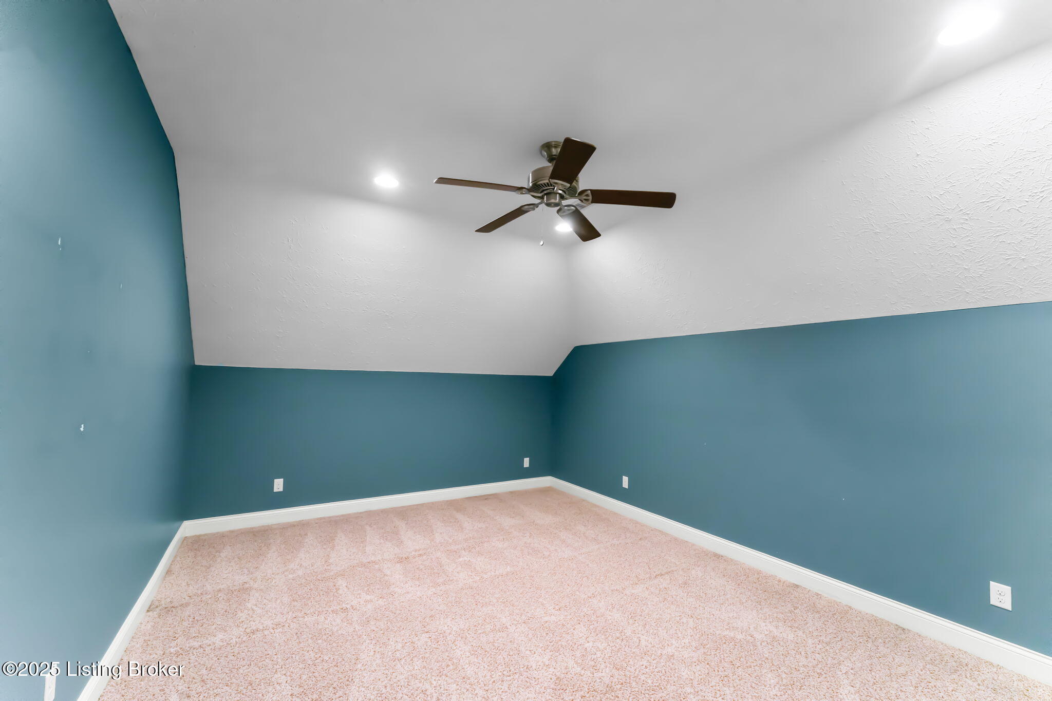 136 Judith Ln