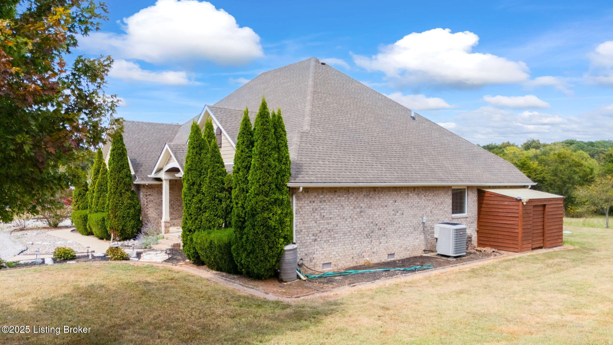 136 Judith Ln