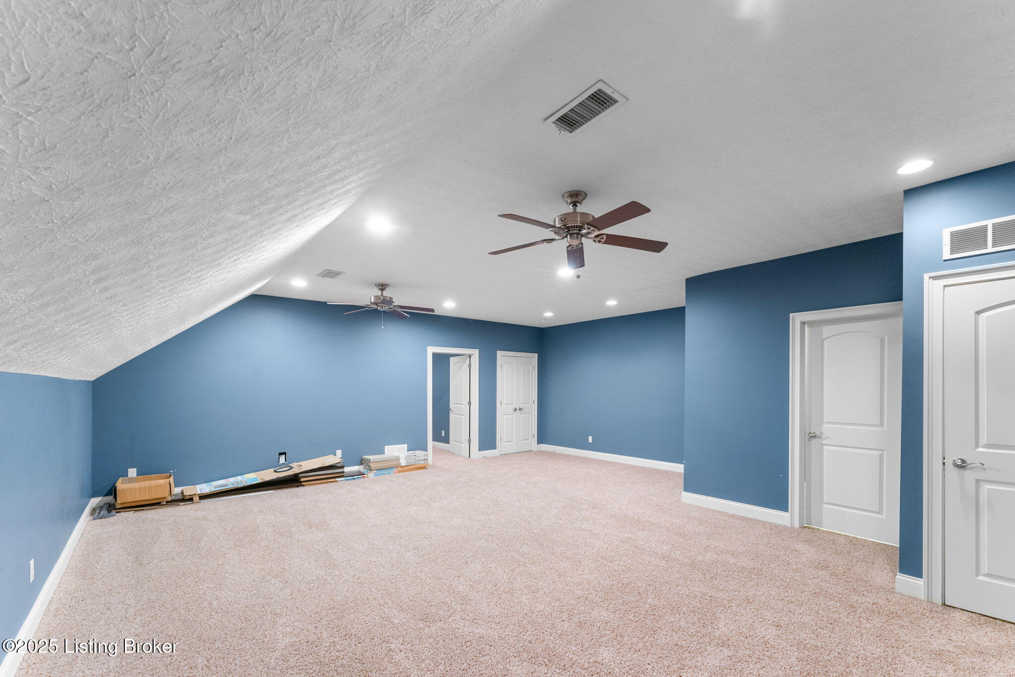 136 Judith Ln