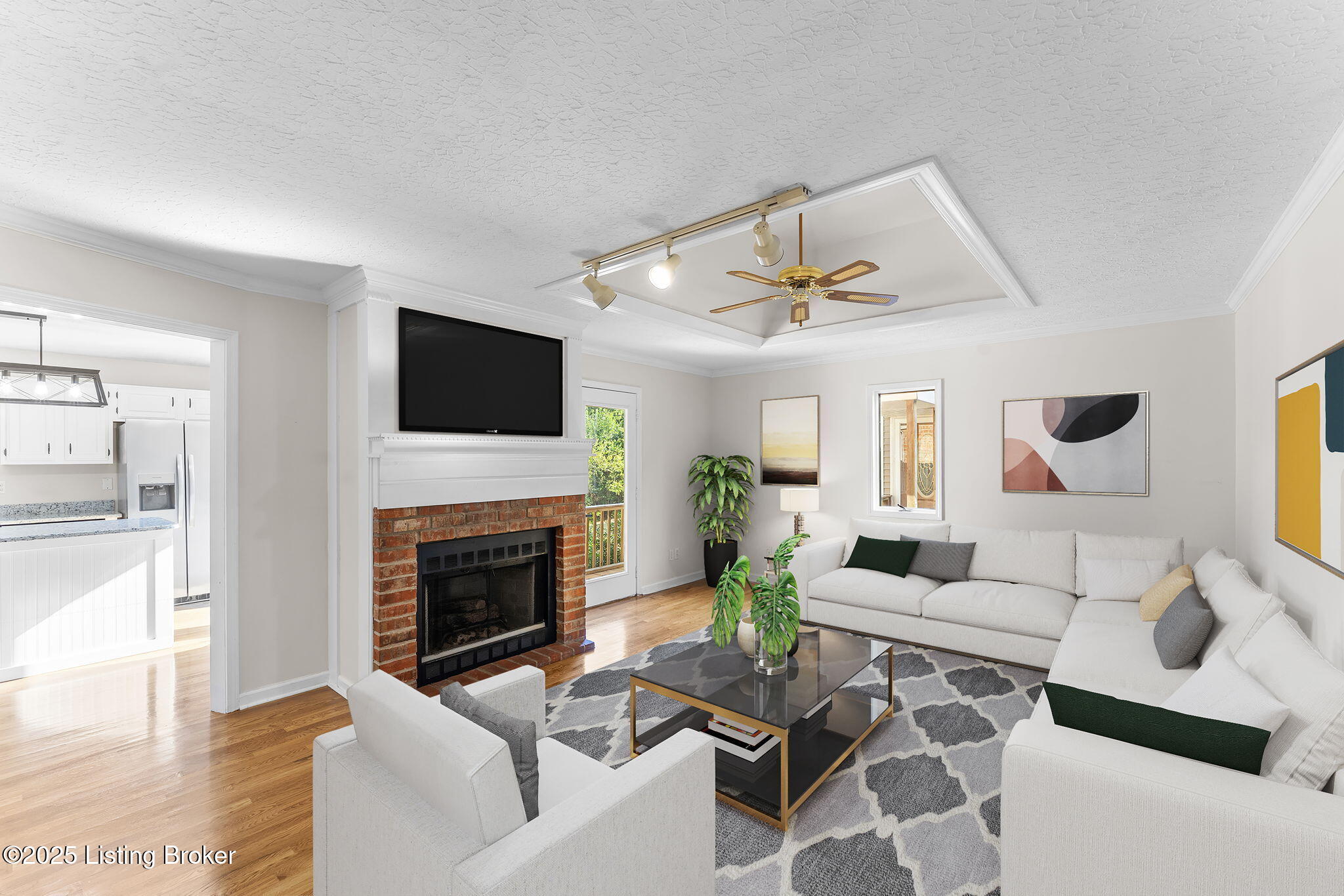 2908 Carriage Hill Dr