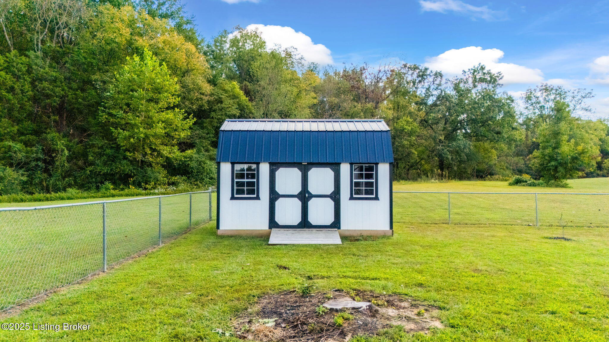 60 Gateway Ct