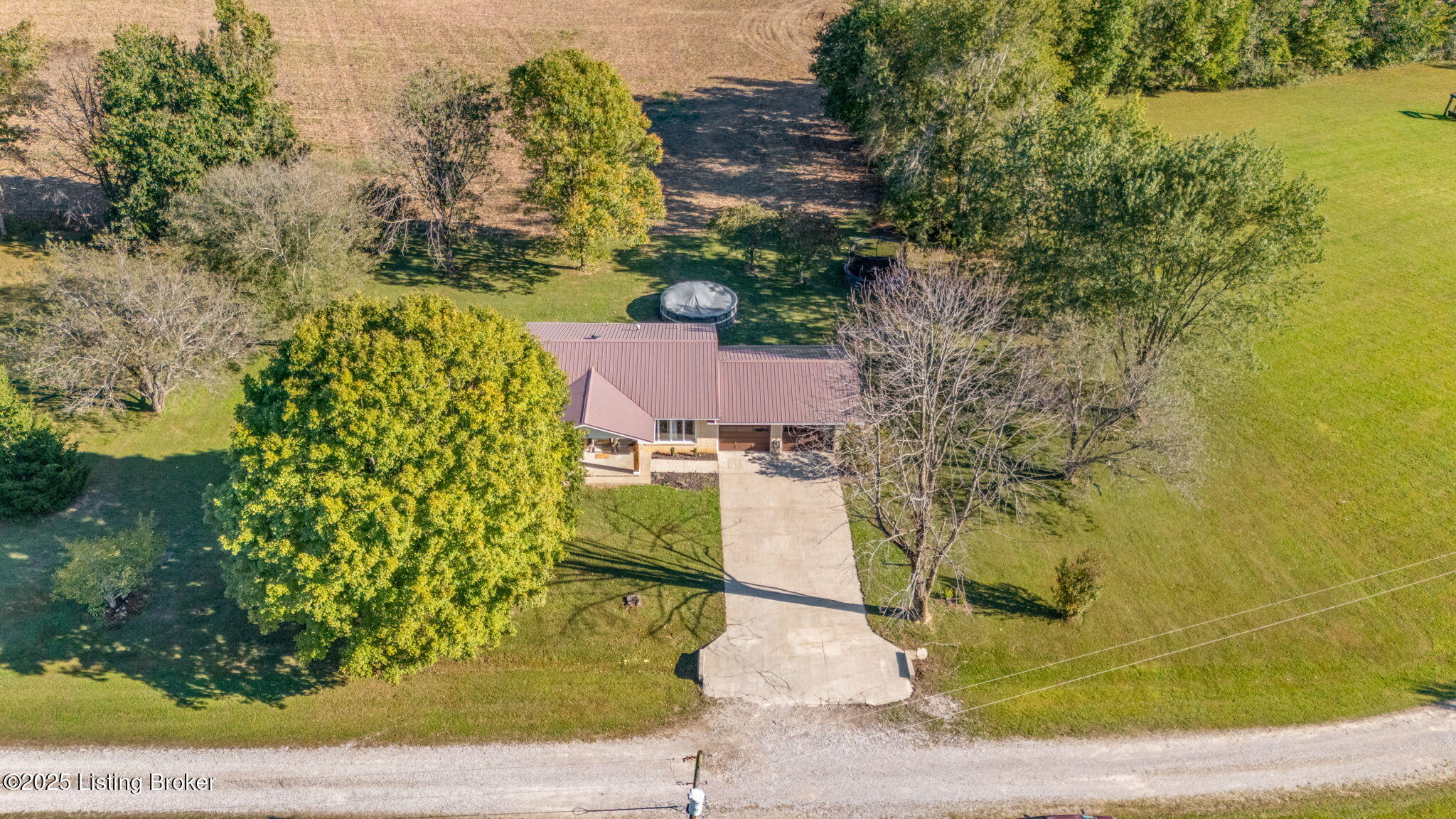94 Carnation Ln