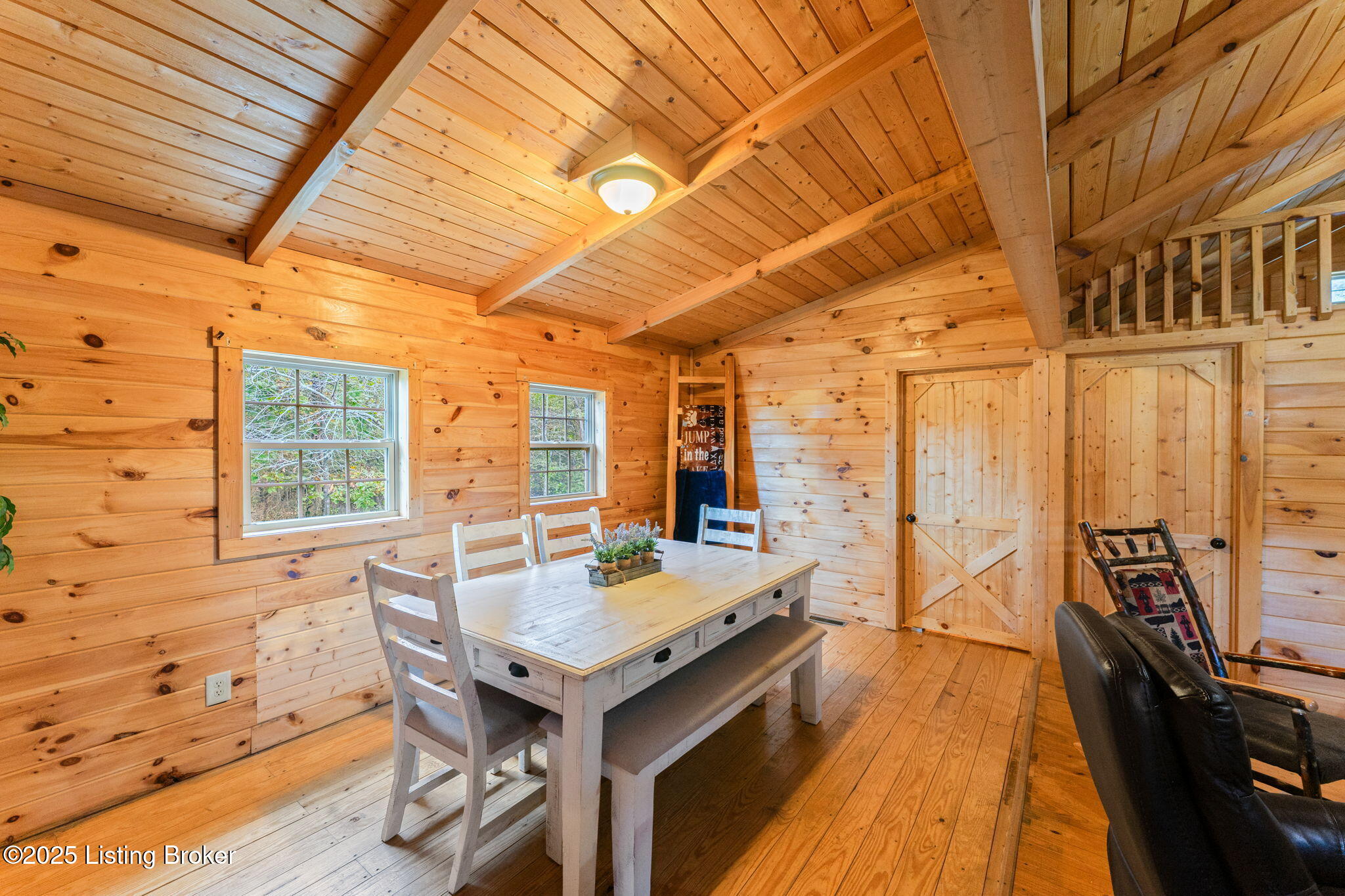 303 Payton Hollow Rd