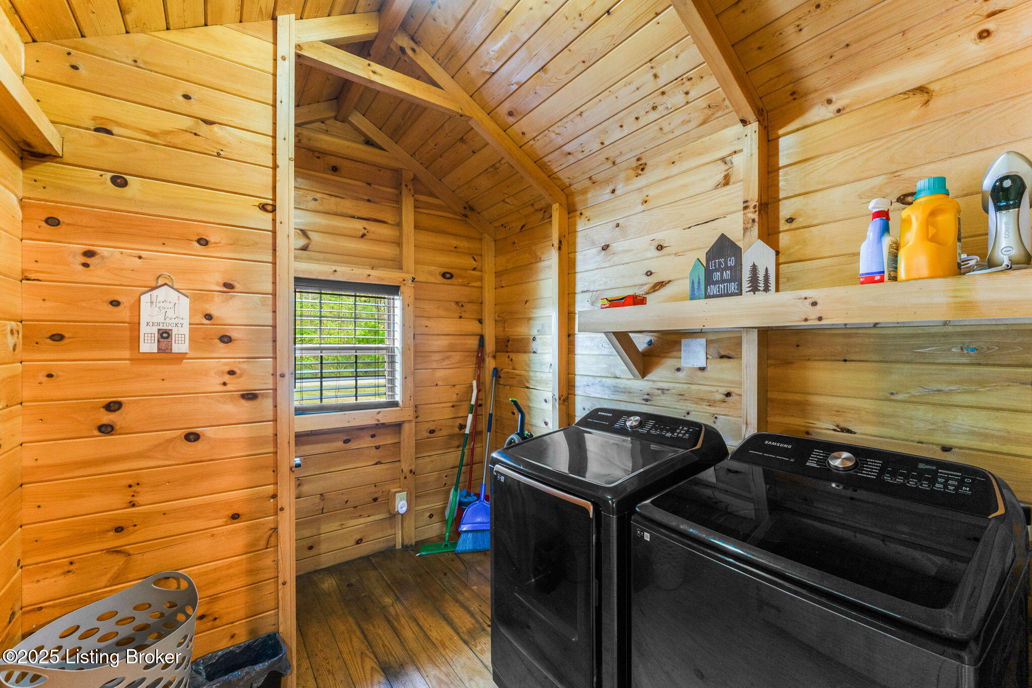 303 Payton Hollow Rd
