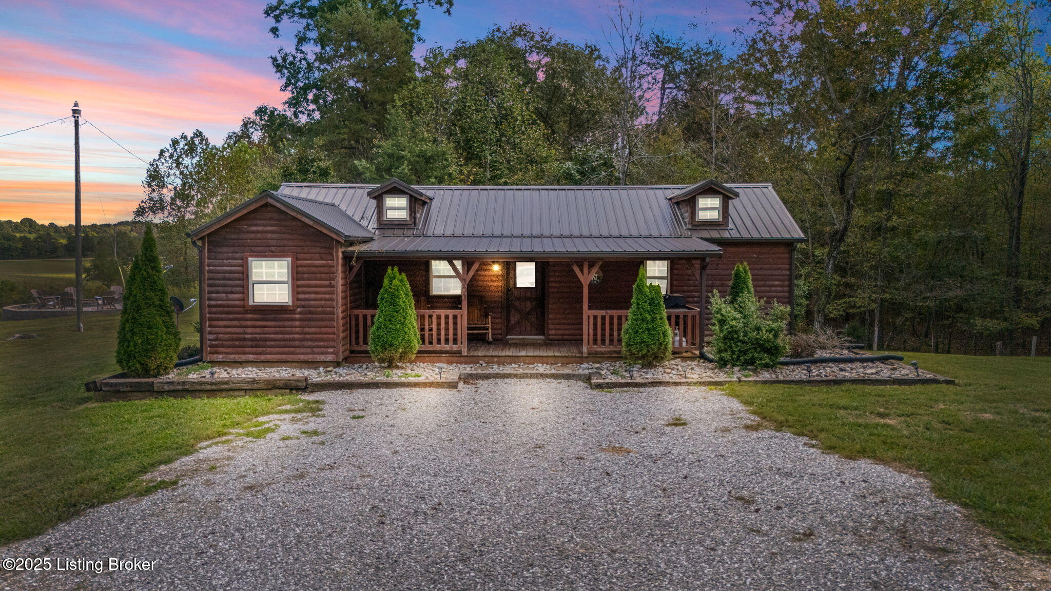 303 Payton Hollow Rd