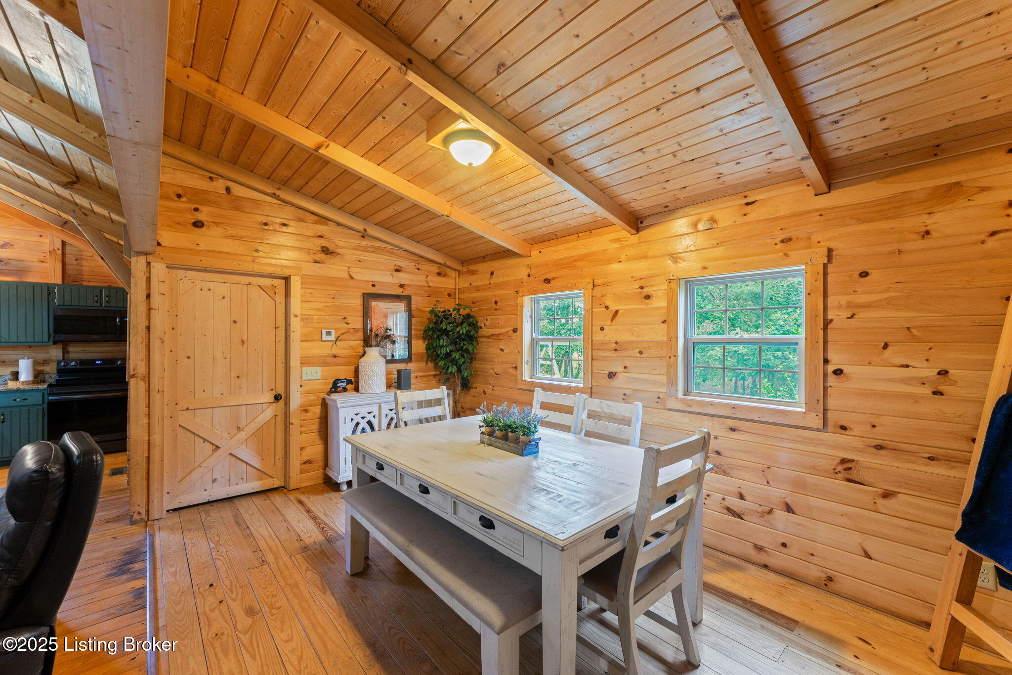 303 Payton Hollow Rd