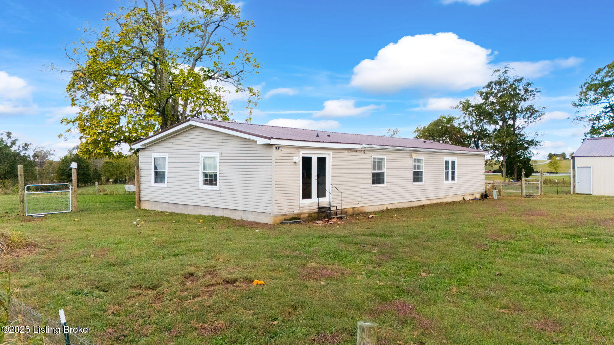 1690 Segal Rd