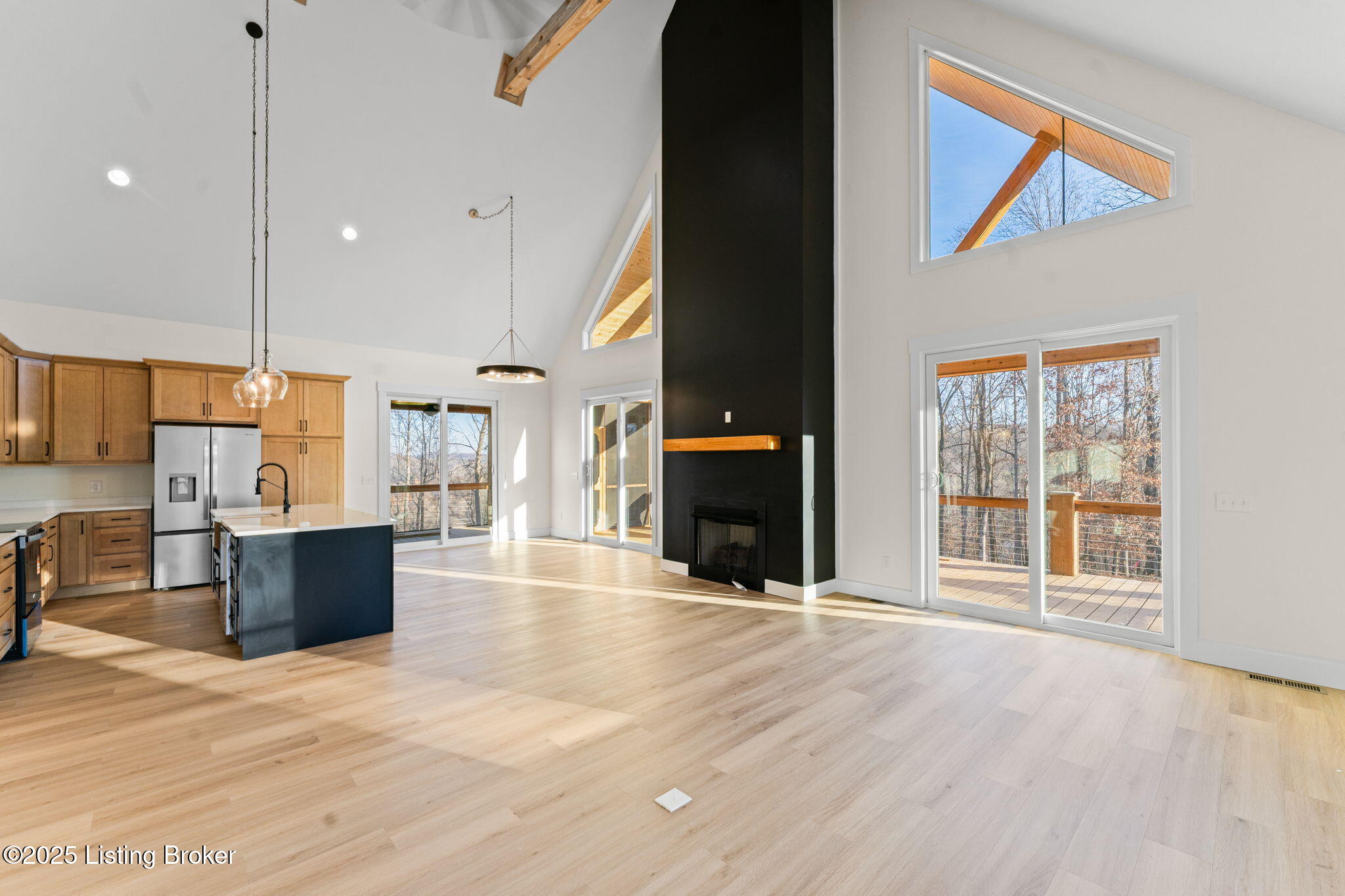 254 Falls Ln