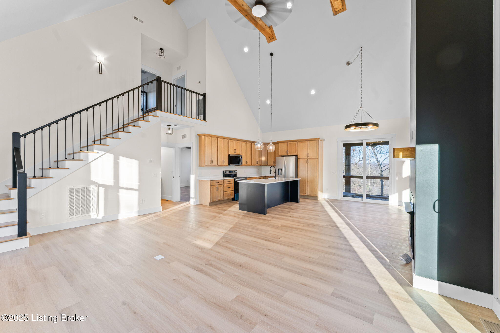 254 Falls Ln