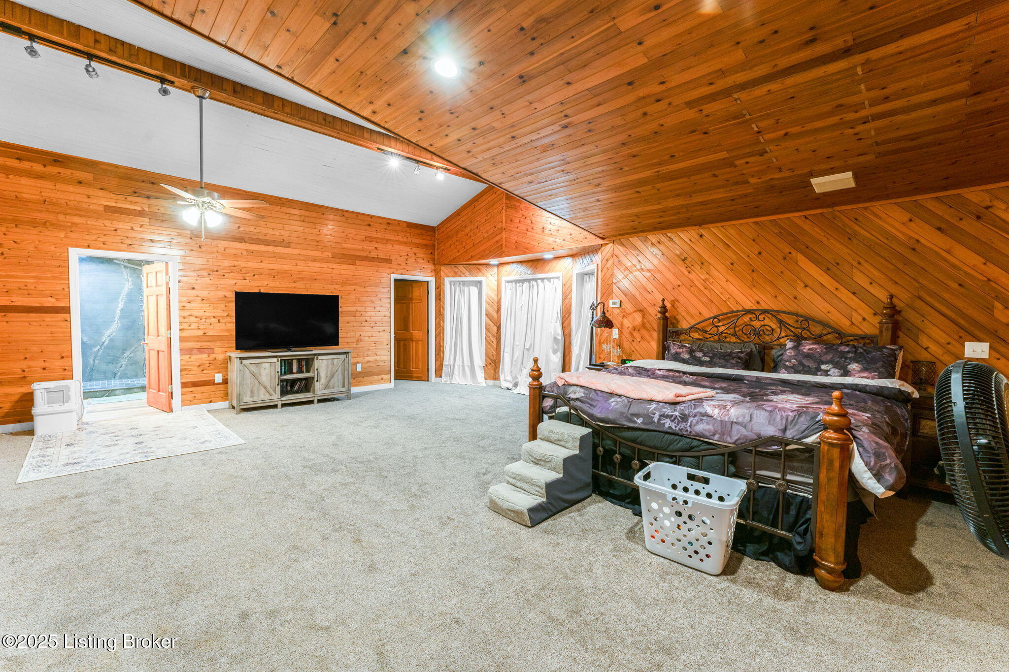 205 Blue Chip Farm Rd