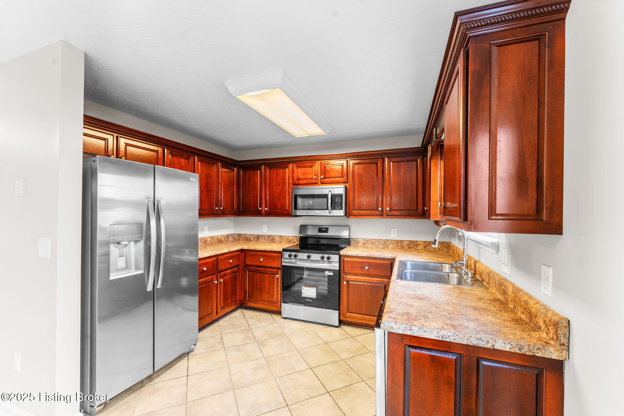 1201 Salem Cir