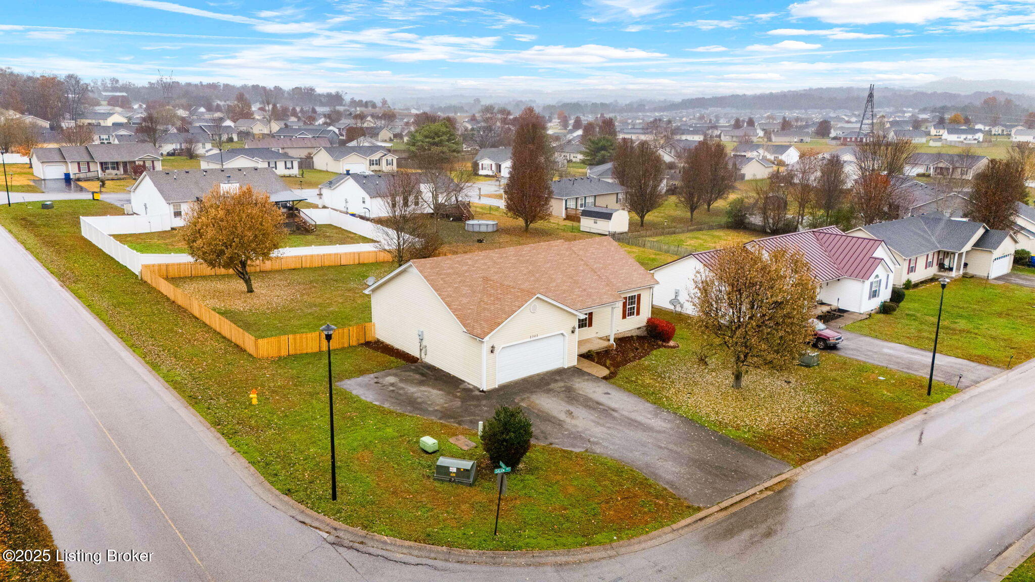 1201 Salem Cir