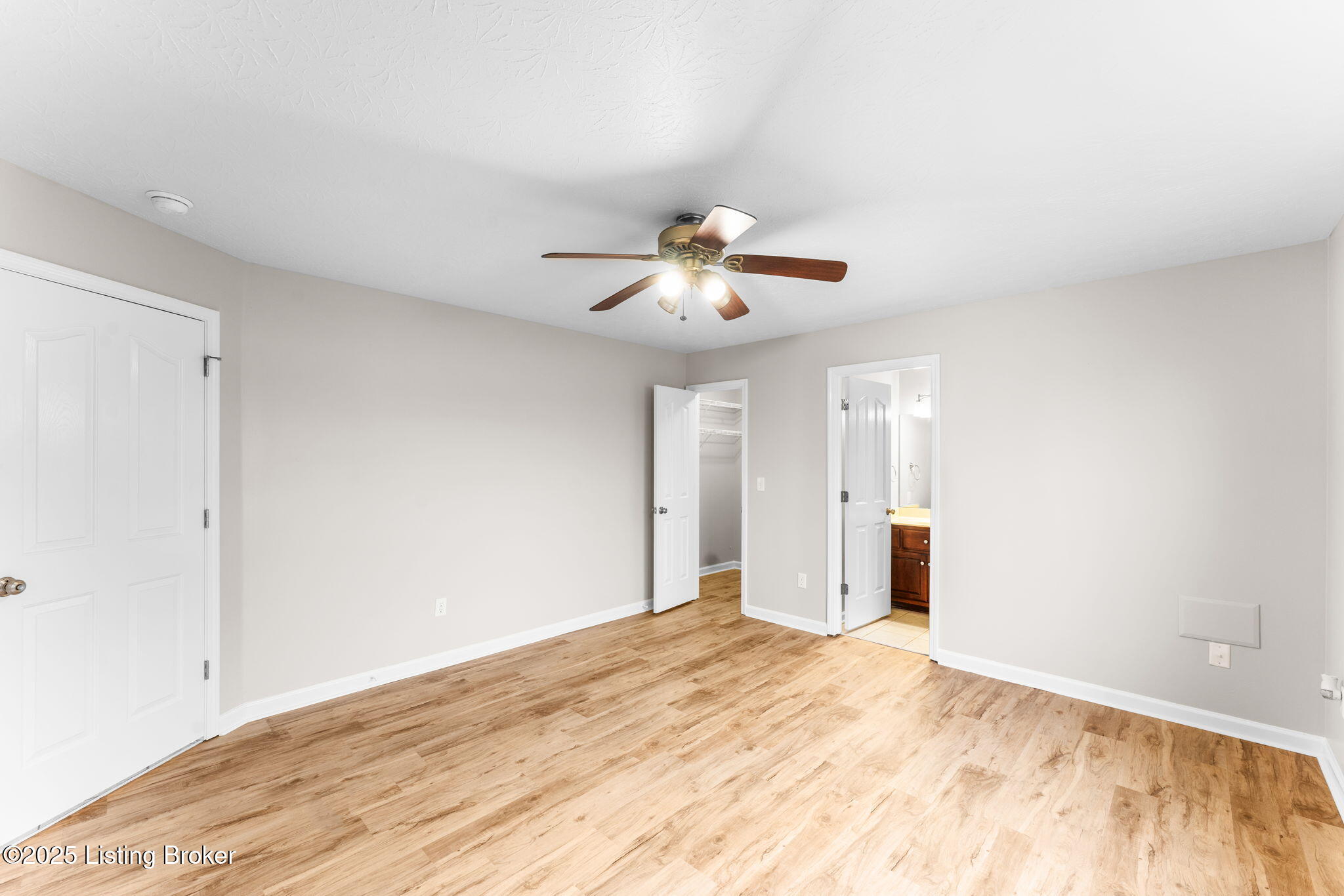 1201 Salem Cir