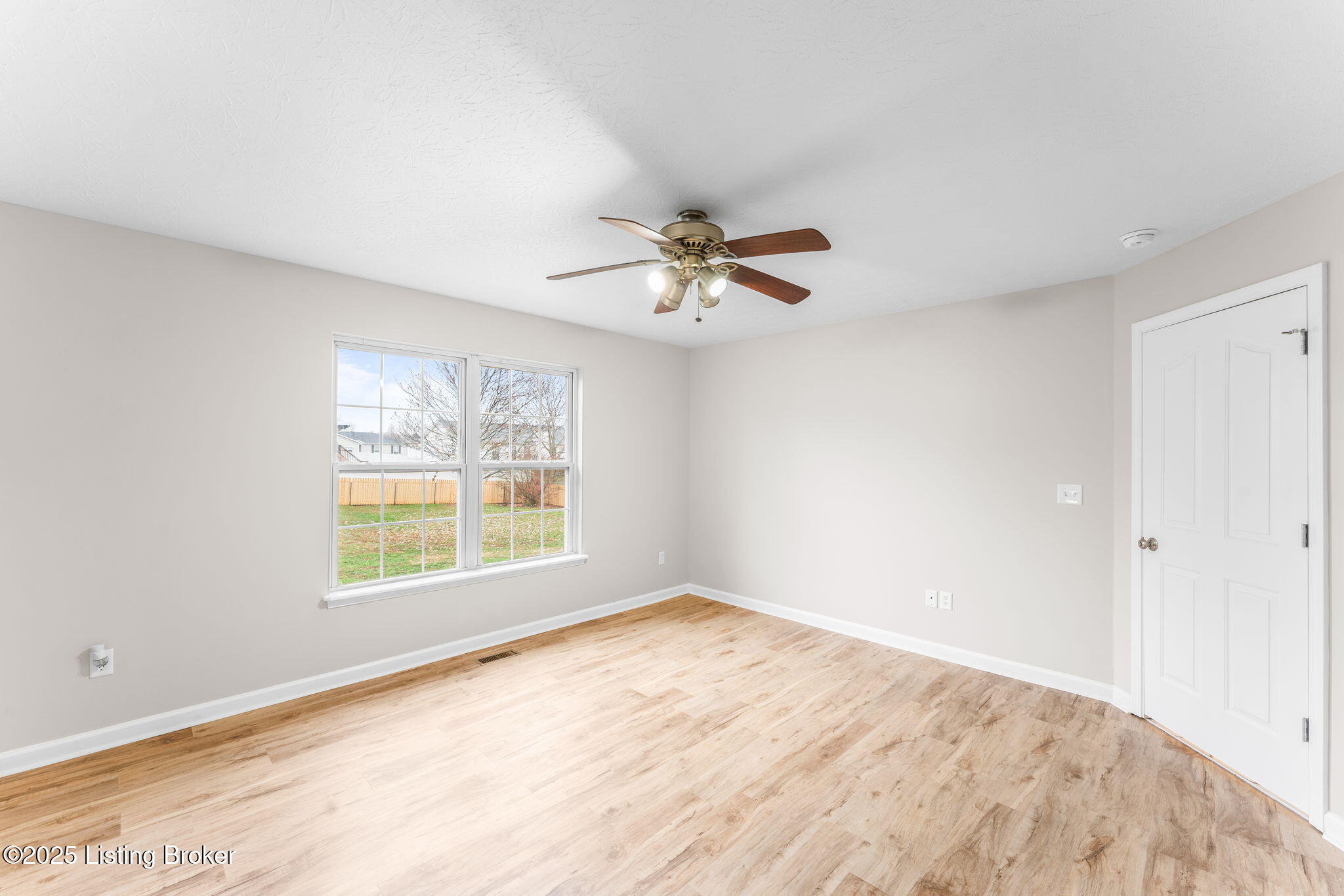 1201 Salem Cir