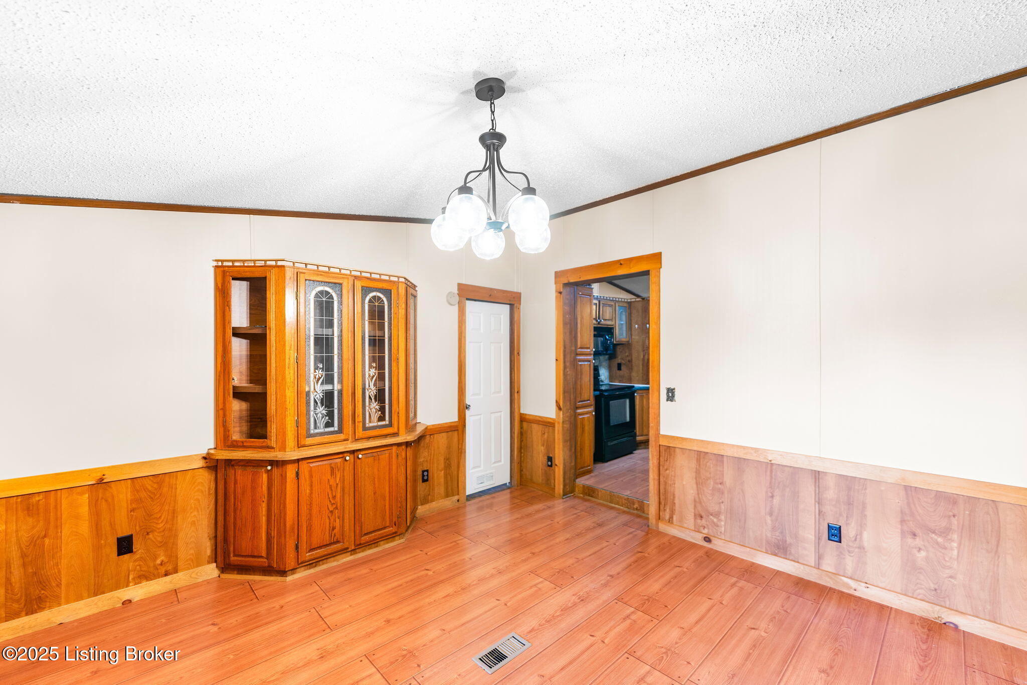 2670 Kyrock Rd