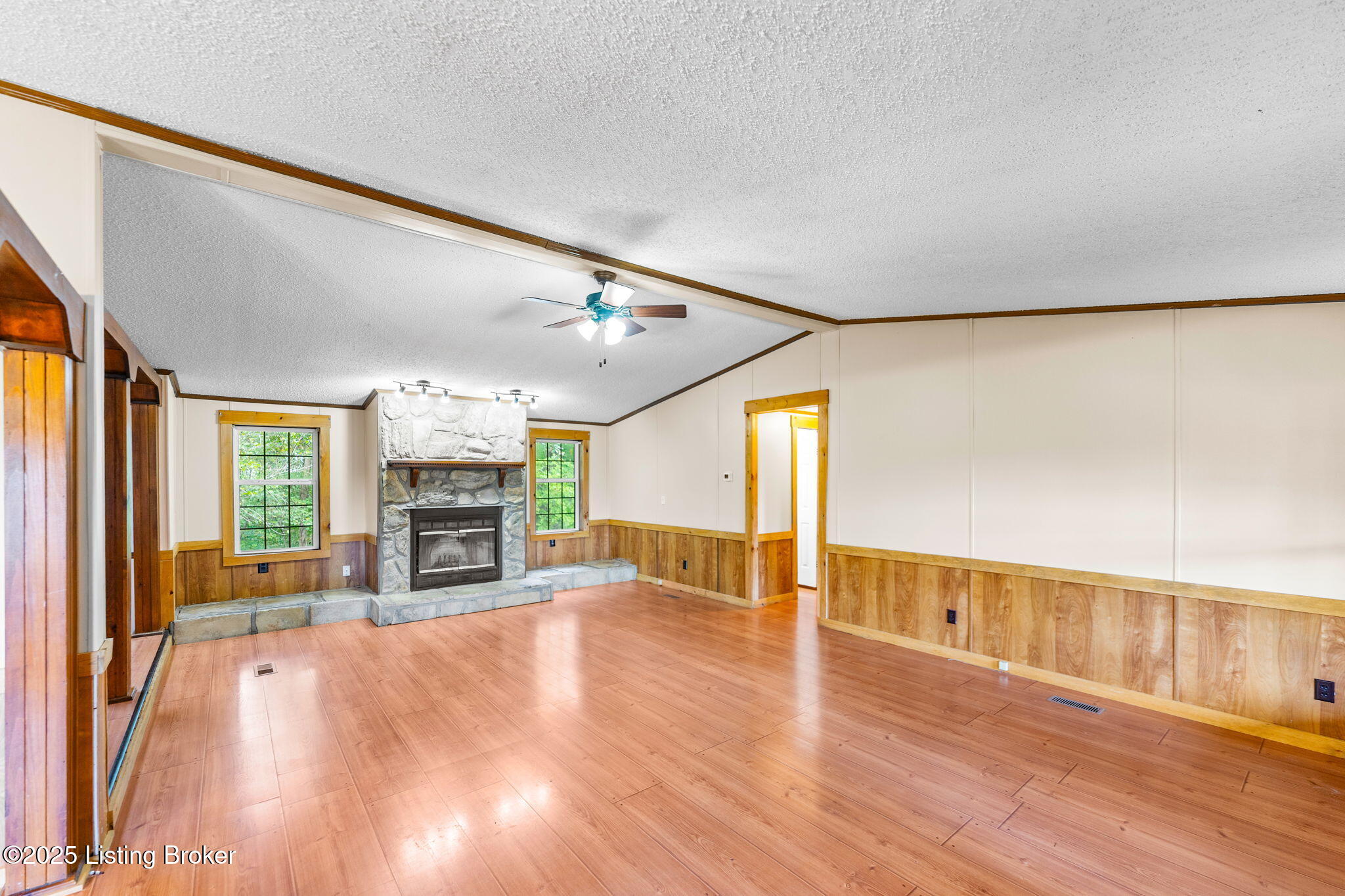 2670 Kyrock Rd