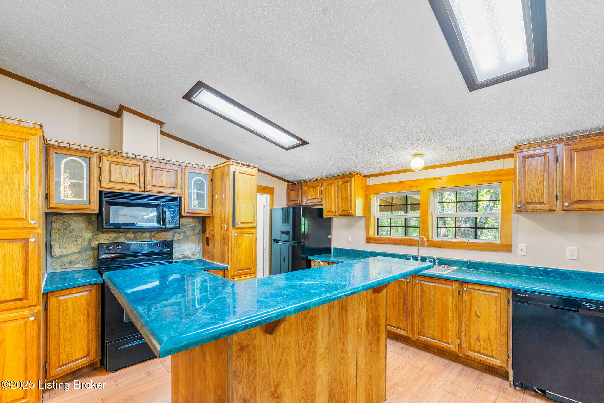 2670 Kyrock Rd