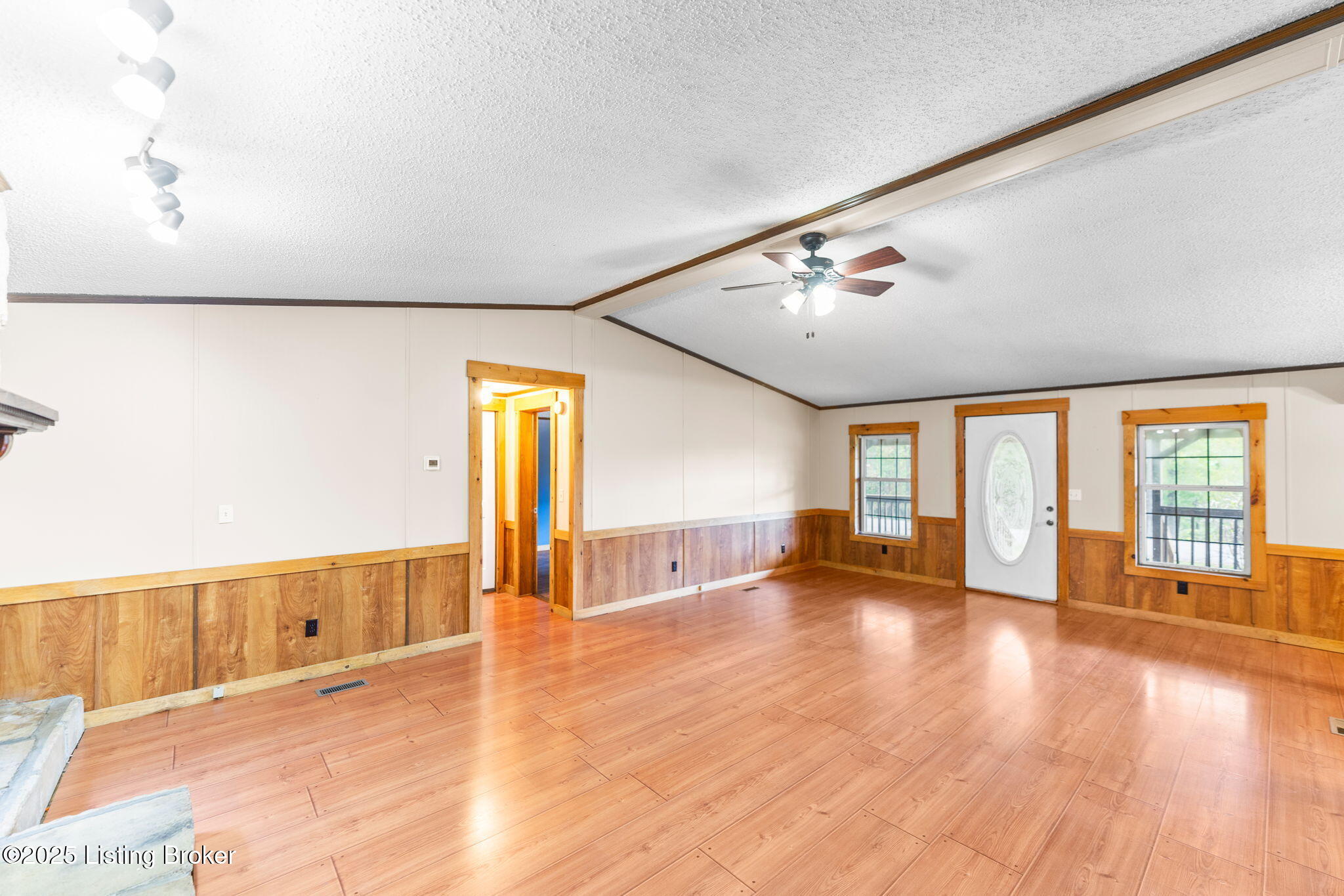 2670 Kyrock Rd