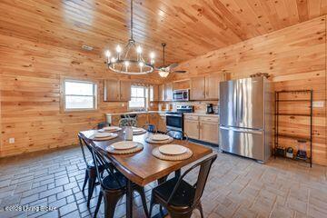 369 Reynolds Rd