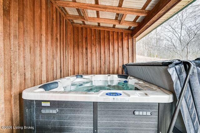 369 Reynolds Rd