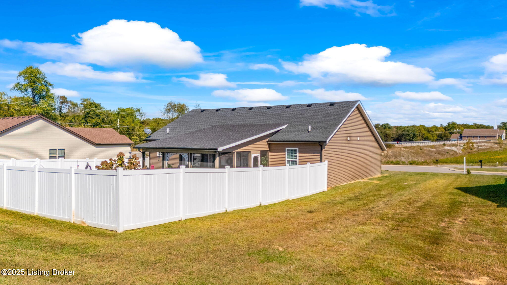 37 Garden Way