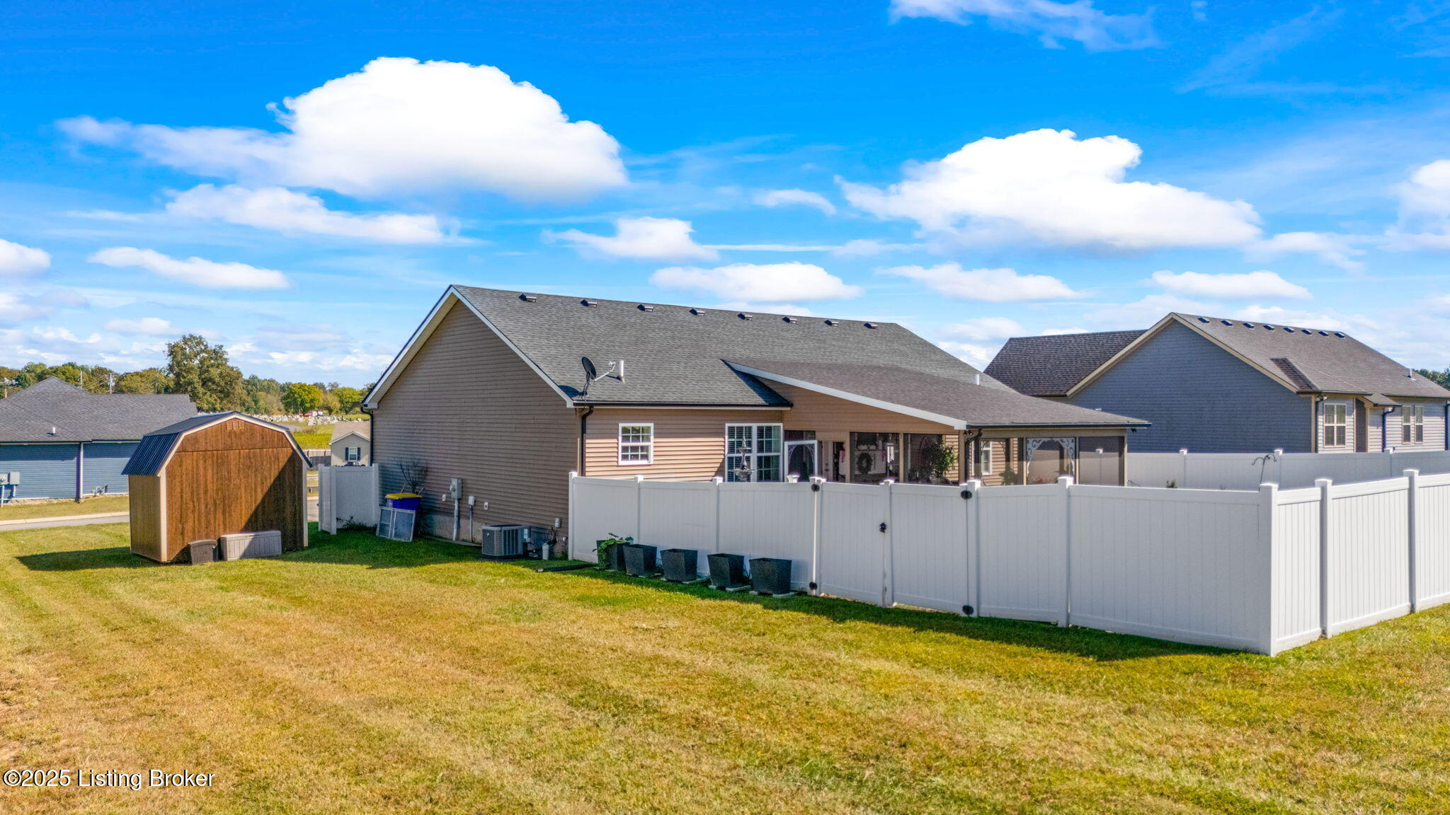 37 Garden Way