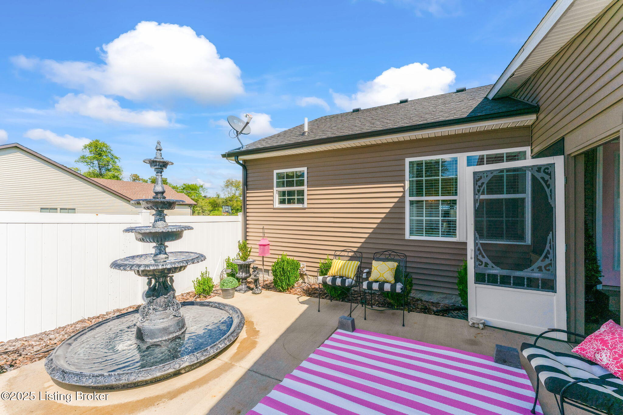 37 Garden Way