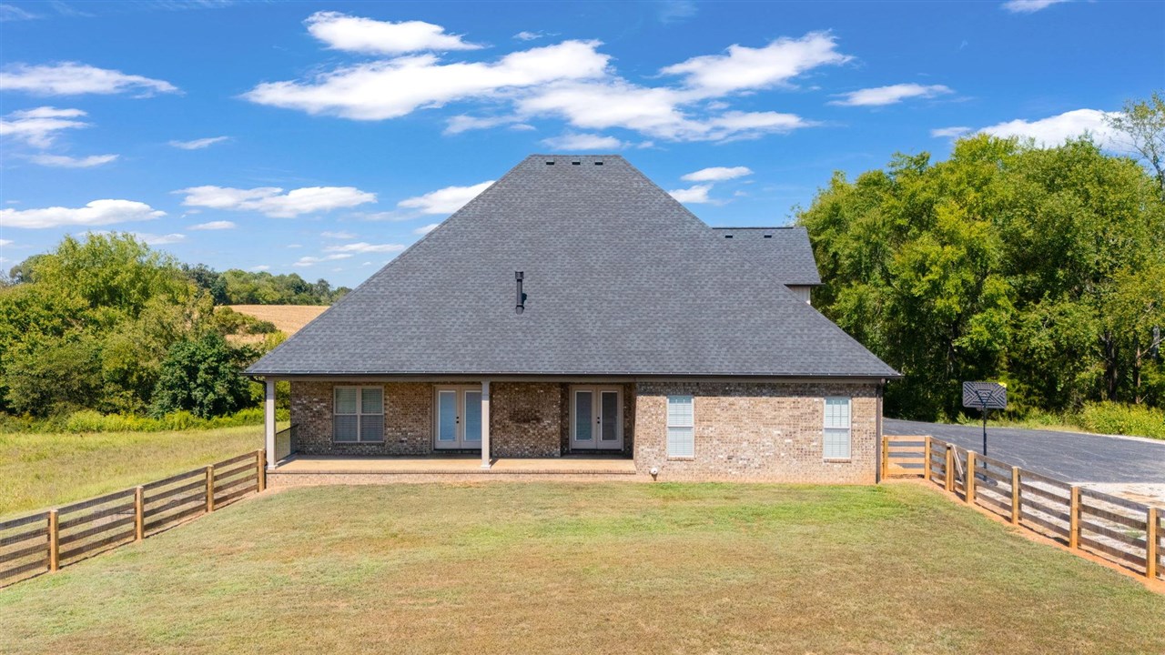 2163 Bethel Lane