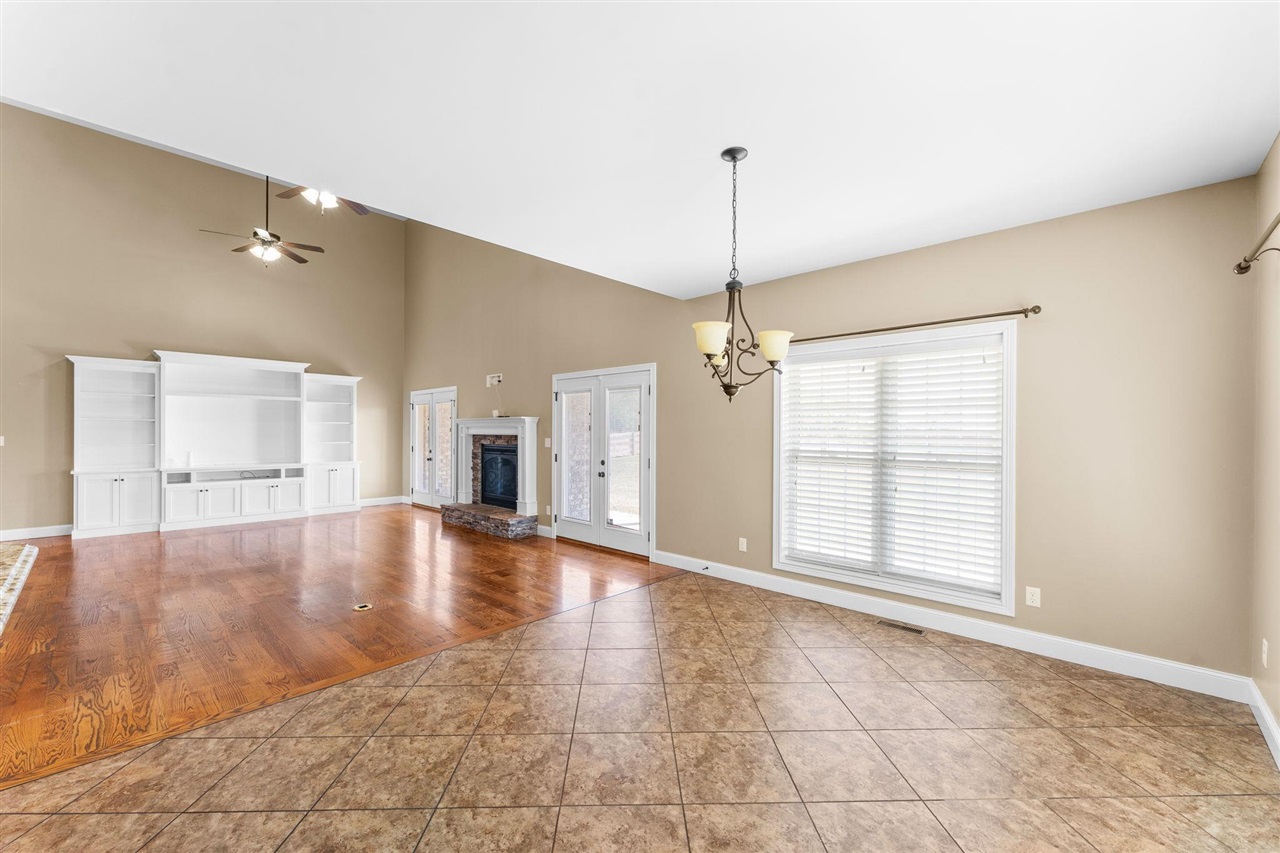 2163 Bethel Lane