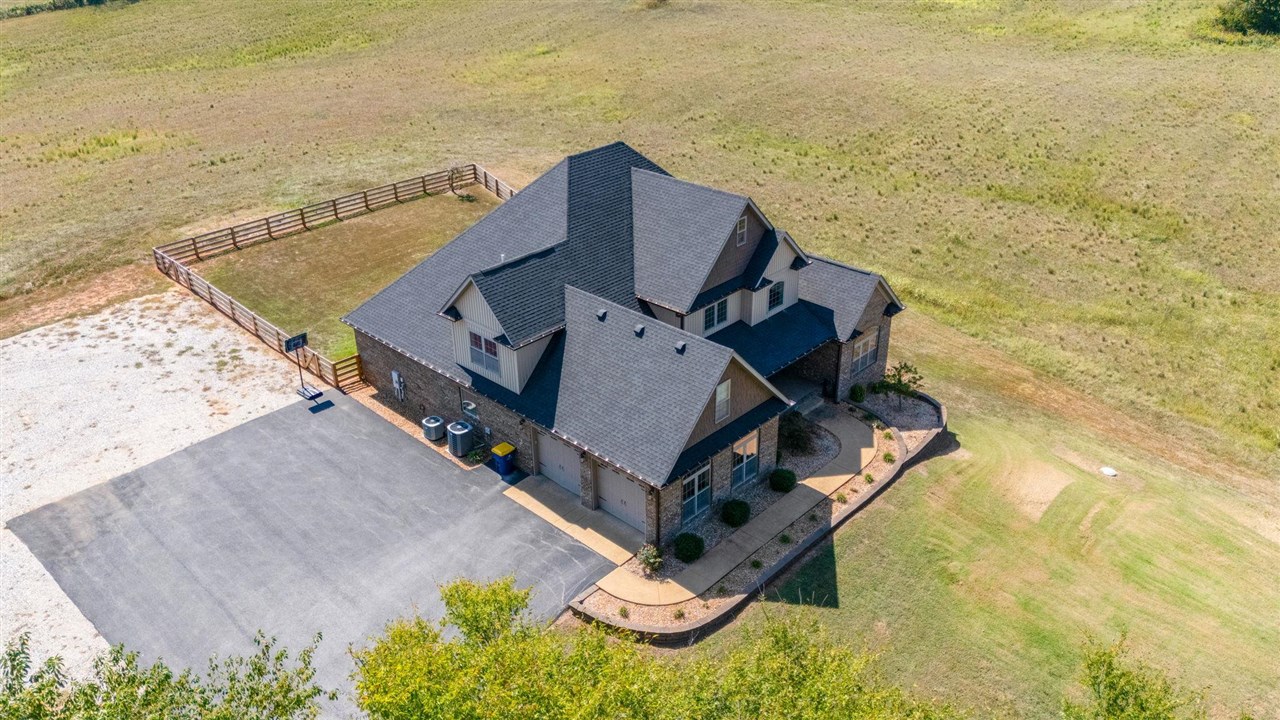 2163 Bethel Lane