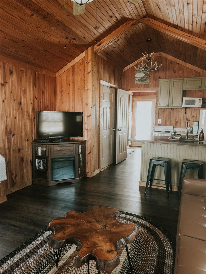 896 Wilderness Road