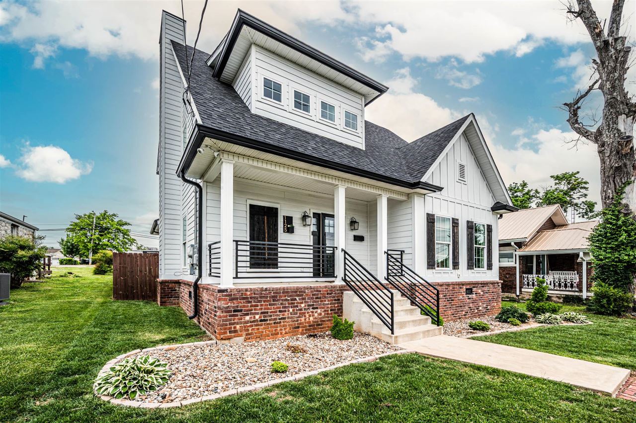 1125 Magnolia Street