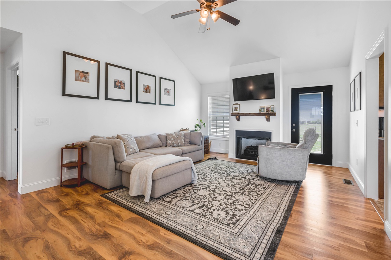 62 Bluegrass Drive