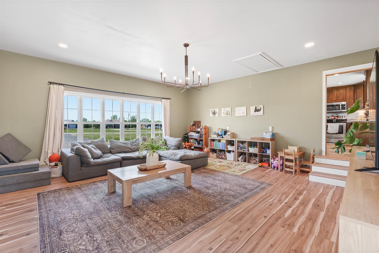 62 Bluegrass Drive