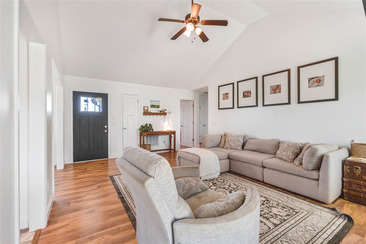 62 Bluegrass Drive